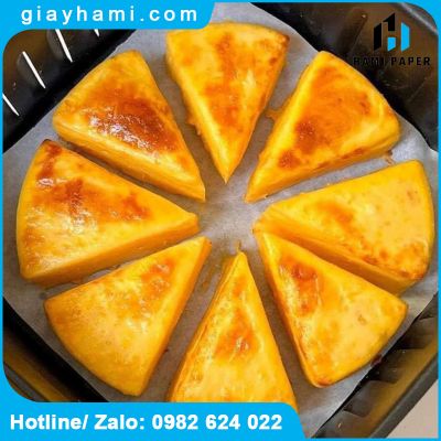 Loại giấy nào dùng được để gói bánh mì mà không bám dầu