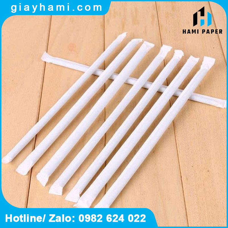 Giấy trắng làm ống hút
